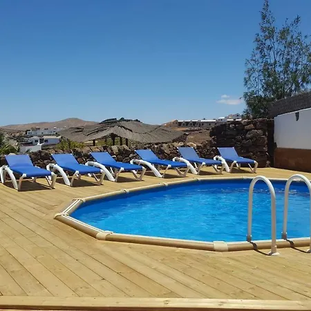 Volcanic View & Pool *